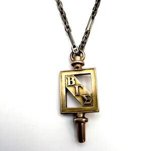 Vtg 10K Gold BETA GAMMA SIGMA Honor Society Key Pendant Necklace U of W Figaro